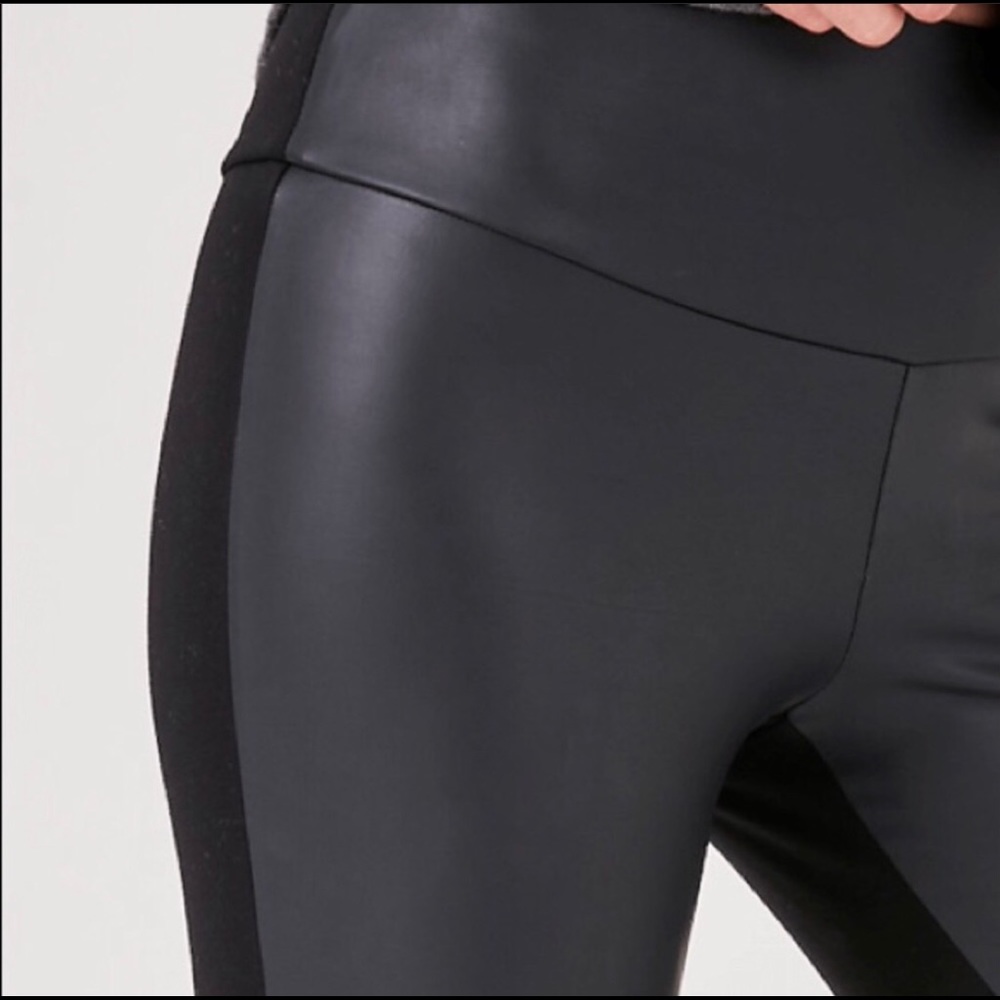 STELLA & DOT - The Rebel Leggings (XL)